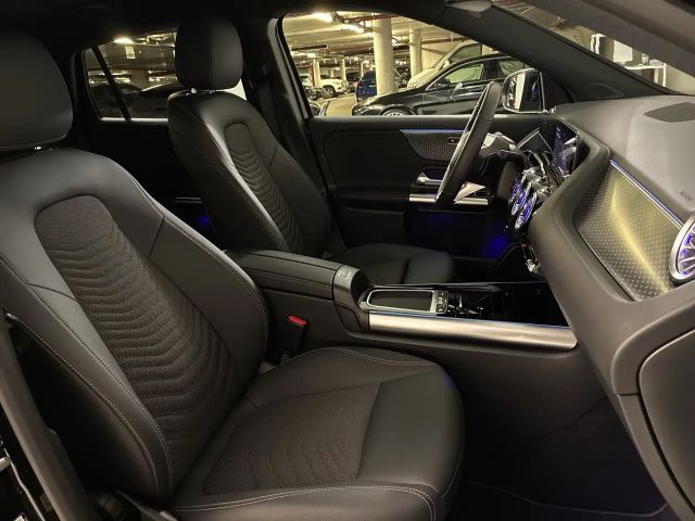 Mercedes-Benz GLA 220 4MATIC GLA 220 d