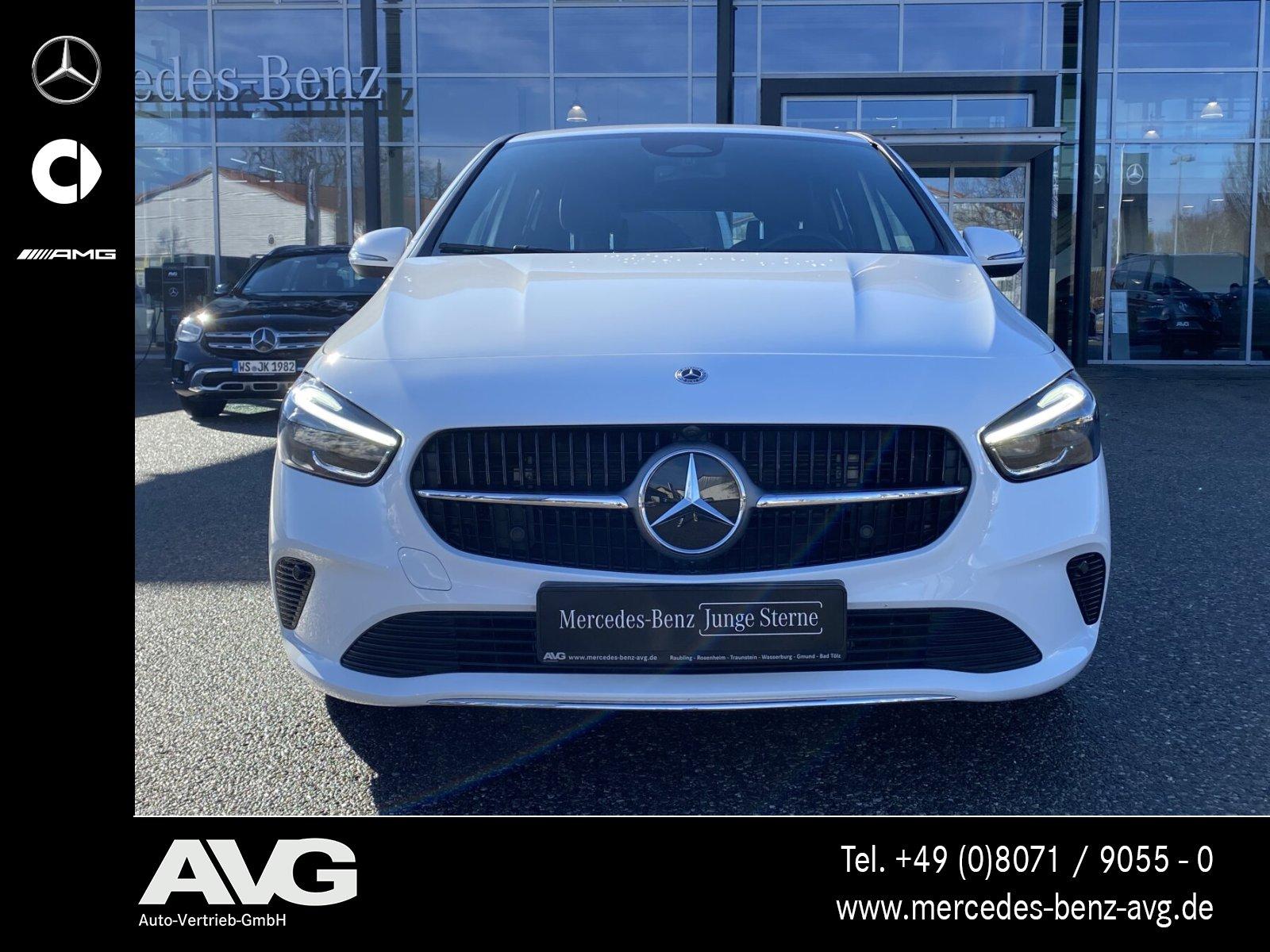 Mercedes-Benz B 180 Progressive Sedan