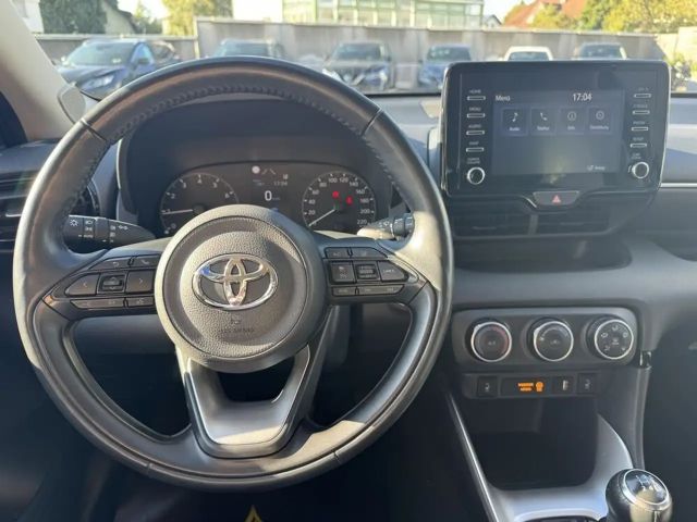 Toyota Yaris Active