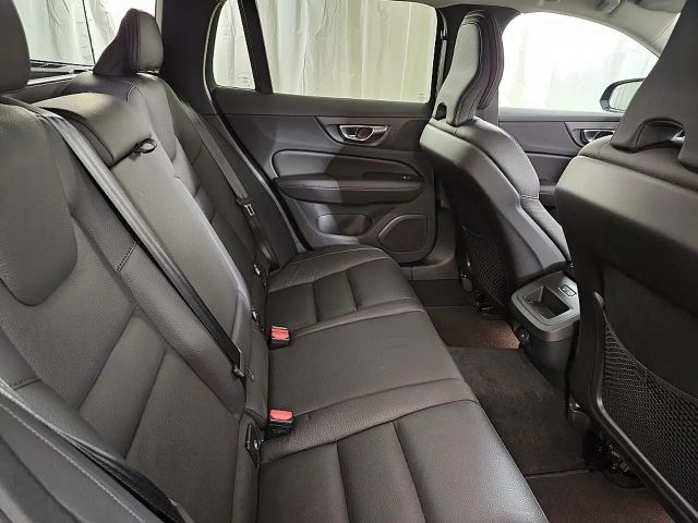 Volvo V60 Dark Geartronic Plus