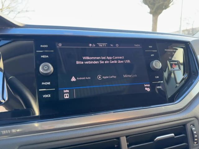 Volkswagen Taigo 1.0 TSI DSG Style