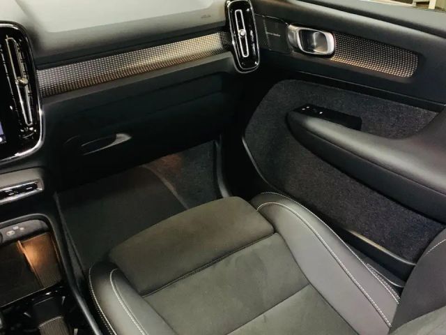 Volvo XC40 Plus