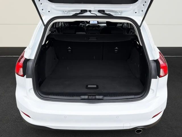 Ford Focus Cool & Connect Wagon