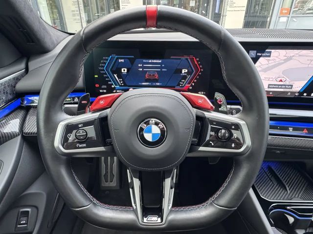 BMW M5 Touring  PANO AHK B&W DA-Prof 360° 0,5%