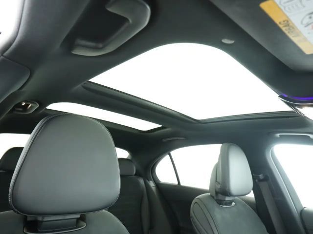 Mercedes-Benz C 300 AMG Line Sedan