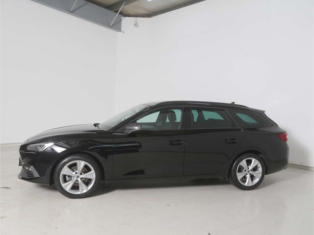 Seat Leon 1.5 eTSI FR-lijn Sportstourer