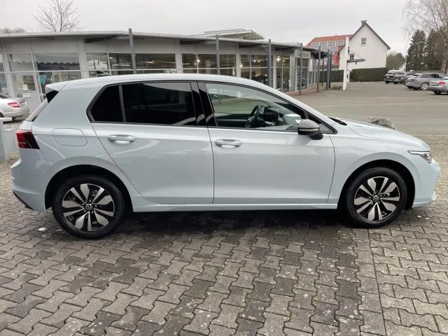 Volkswagen Golf 1.5 TSI Golf VIII