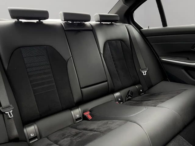 BMW 330 330i M-Sport Sedan