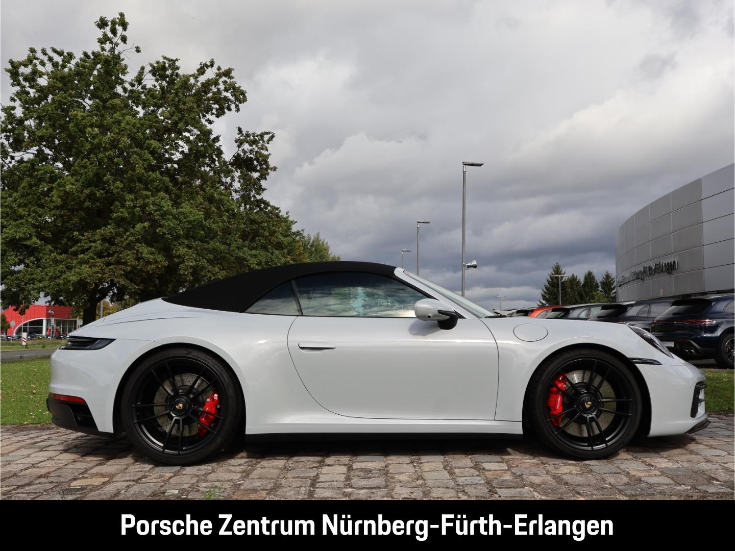 Porsche 911 4 992 Cabriolet Carrera GTS
