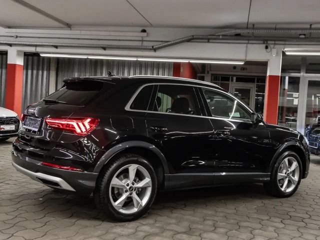 Audi Q3 35 TFSI S-Tronic