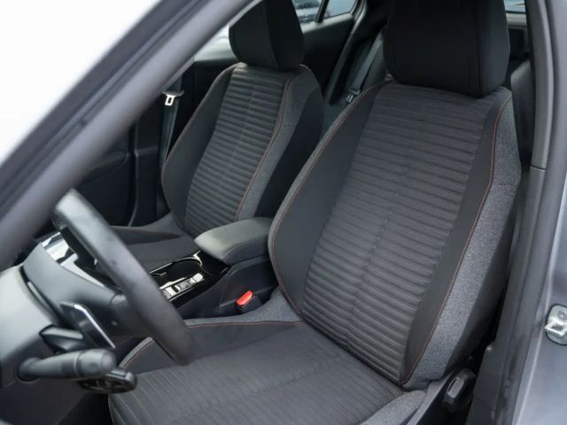 Peugeot 2008 Active Pack EAT8