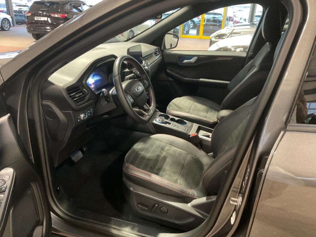 Ford Kuga Plug in Hybrid ST Line X