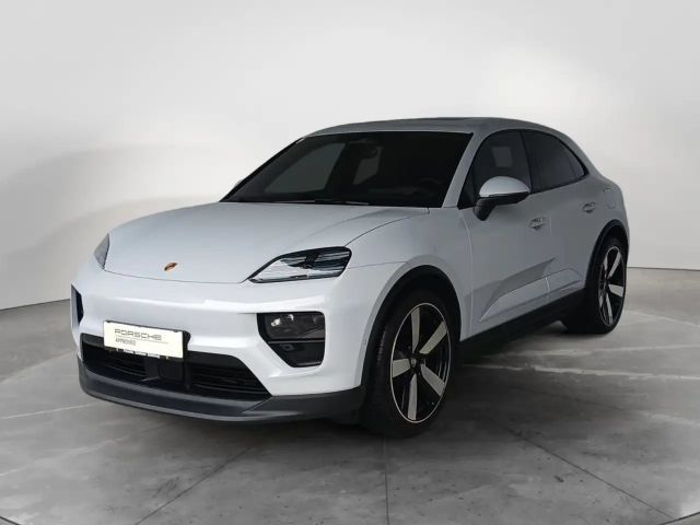 Porsche Macan 4