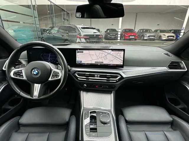 BMW 330 330e M-Sport Touring xDrive