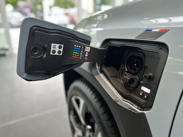 Renault 4 Comfort E-Tech Techno