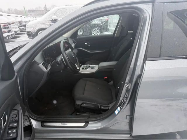 BMW 320 320d Touring xDrive