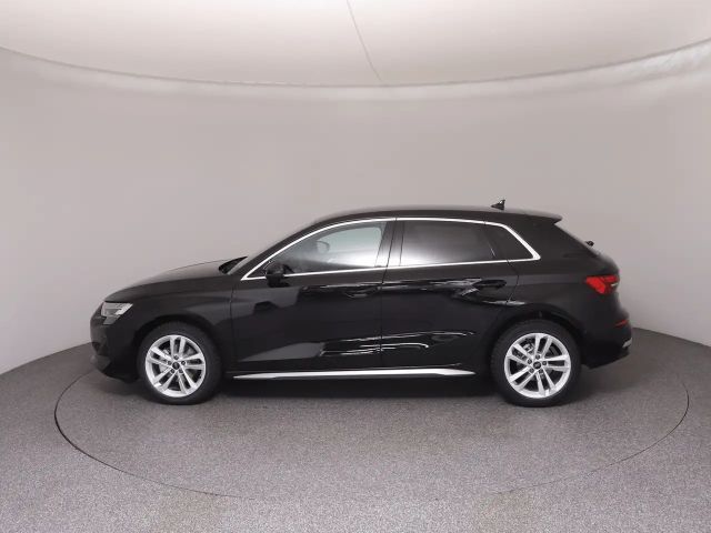 Audi A3 30 TFSI Sedan