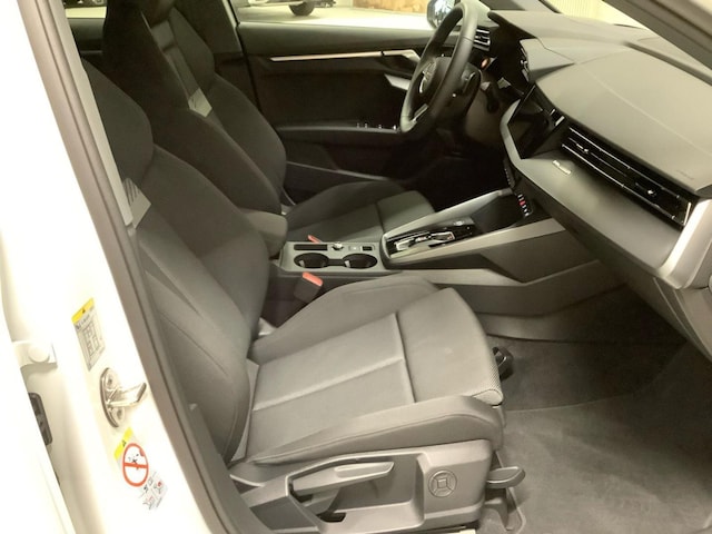 Audi A3 35 TFSI S-Line S-Tronic Sportback