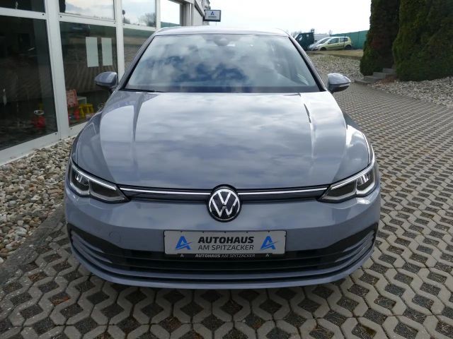Volkswagen Golf 1.0 TSI Life