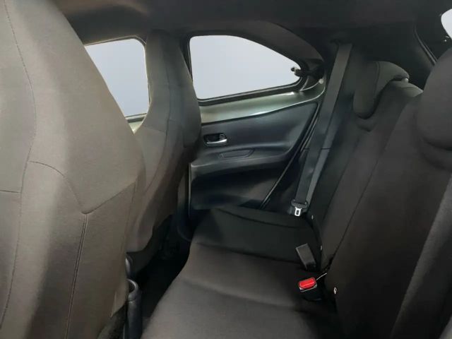 Toyota Aygo Bi-Tone Hatchback Pulse