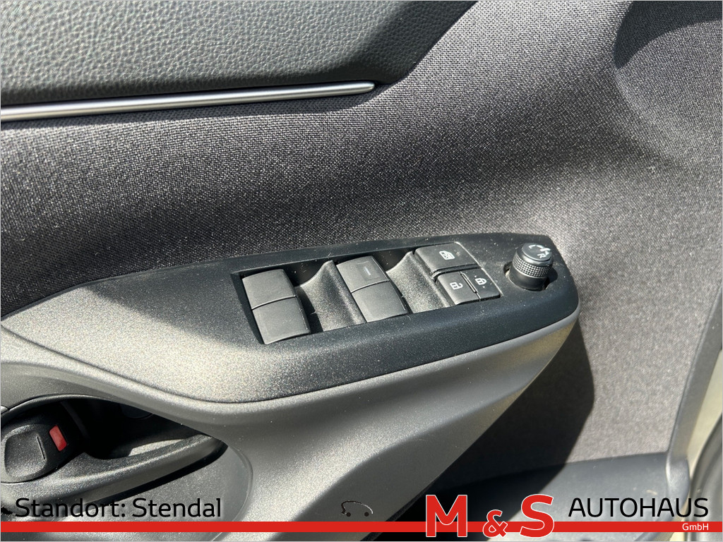 Toyota Yaris Cross 5-deurs Team D