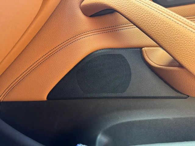 BMW 530 xe LASER+LEDER+HUD+ACC+PANO+DAB+BT+MFL+AHK+