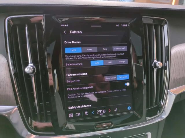 Volvo V90 AWD Dark Plus Recharge