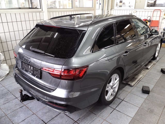 Audi A4 40 TFSI Avant S-Line S-Tronic