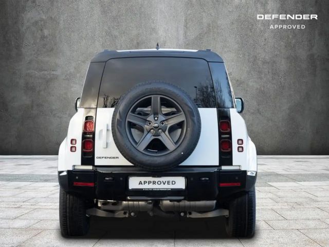 Land Rover Defender 110 D250 Dynamic SE