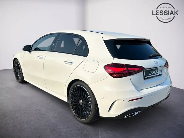 Mercedes-Benz A 220 A 220 d AMG Line Premium