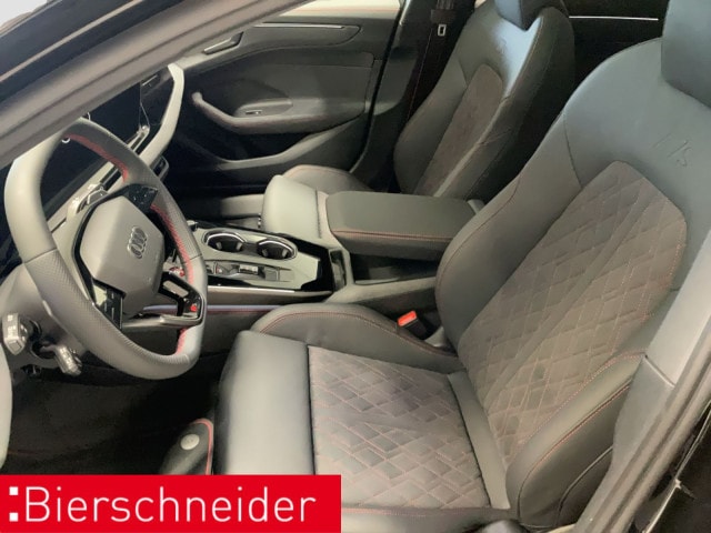 Audi A6 Avant Quattro S-Tronic