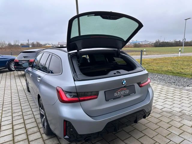BMW 320 320d M-Sport Touring xDrive