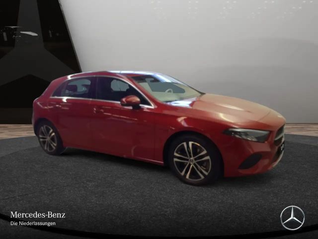 Mercedes-Benz A 180 Progressive