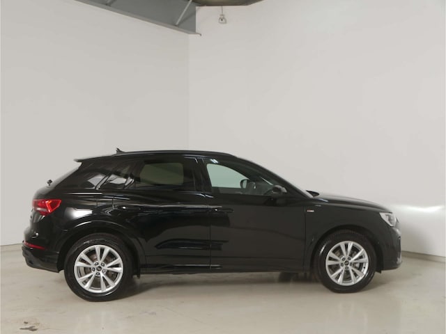 Audi Q3 35 TFSI S-Line S-Tronic