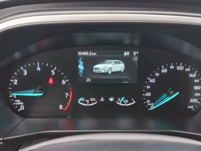 Ford Focus Cool & Connect EcoBoost Wagon