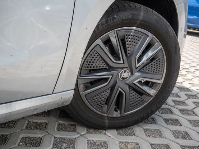 Skoda Fabia 1.5 TSI Tour