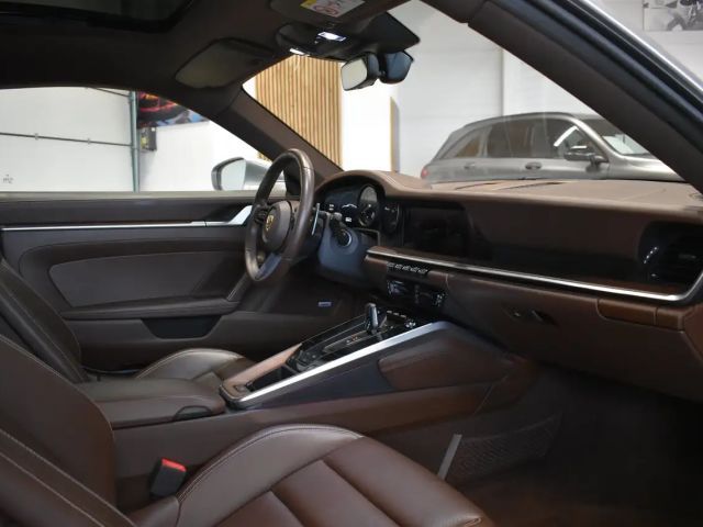 Porsche 911 Carrera Coupé