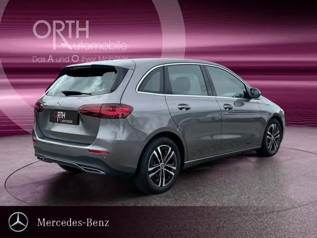 Mercedes-Benz B 180 Progressive