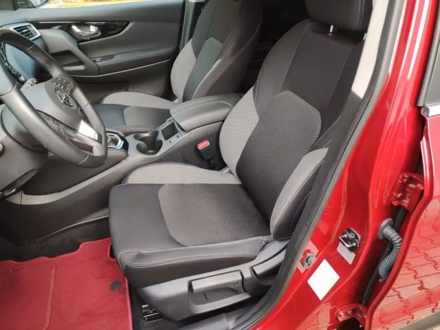 Nissan Qashqai Zama Autom PANO Navi KLIMA Sitzhzg Kamer