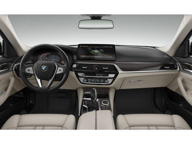 BMW 540 540i Sedan xDrive