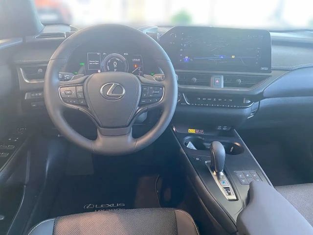 Lexus UX Luxury Line
