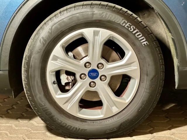 Ford Kuga Cool & Connect