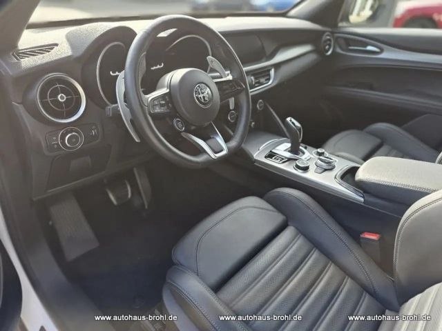 Alfa Romeo Stelvio Q4 Veloce