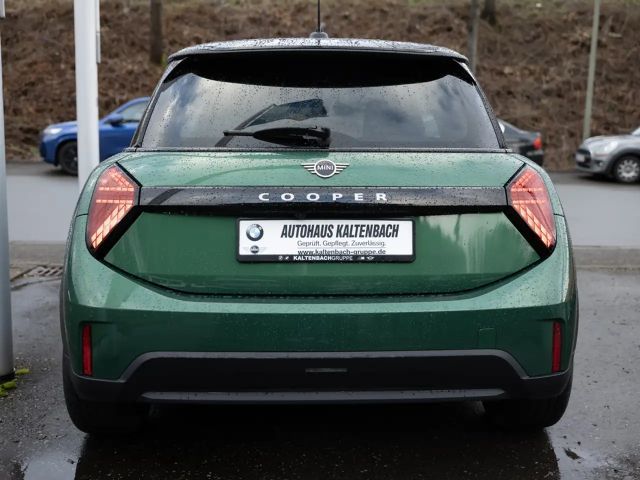 MINI Cooper Favoured Trim PANO NAVI HUD LED 360°