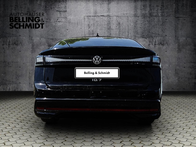 Volkswagen ID.7 IQ.Drive Plus Pro
