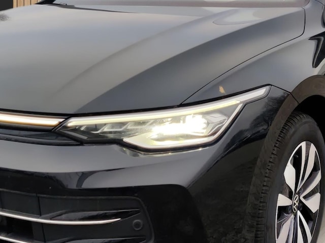 Volkswagen Golf 1.5 TSI Golf VIII Life Variant