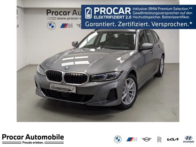 BMW 330 330e Touring