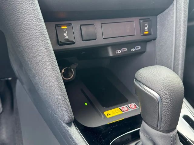 Toyota Yaris Cross Black and White ink. WKR