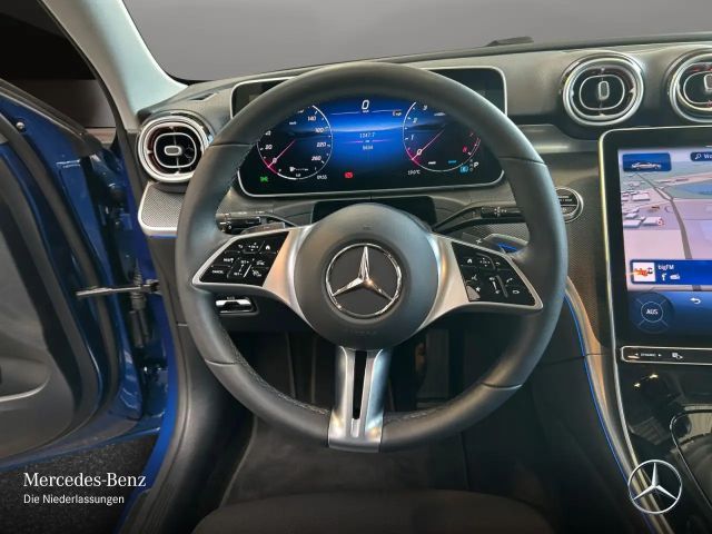 Mercedes-Benz C 200 4MATIC AVANTGARDE Sedan