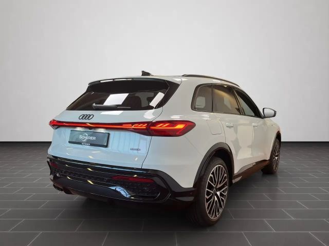 Audi Q5 SUV edition one MMI pro/AHK/StHz/Interieur S-
